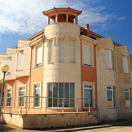 Hostal Castilla เบนาเบนเต ภายนอก รูปภาพ