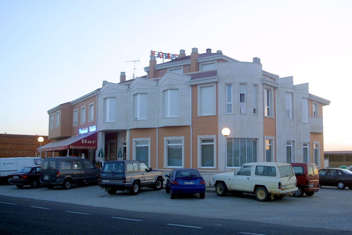 Hostal Castilla เบนาเบนเต ภายนอก รูปภาพ