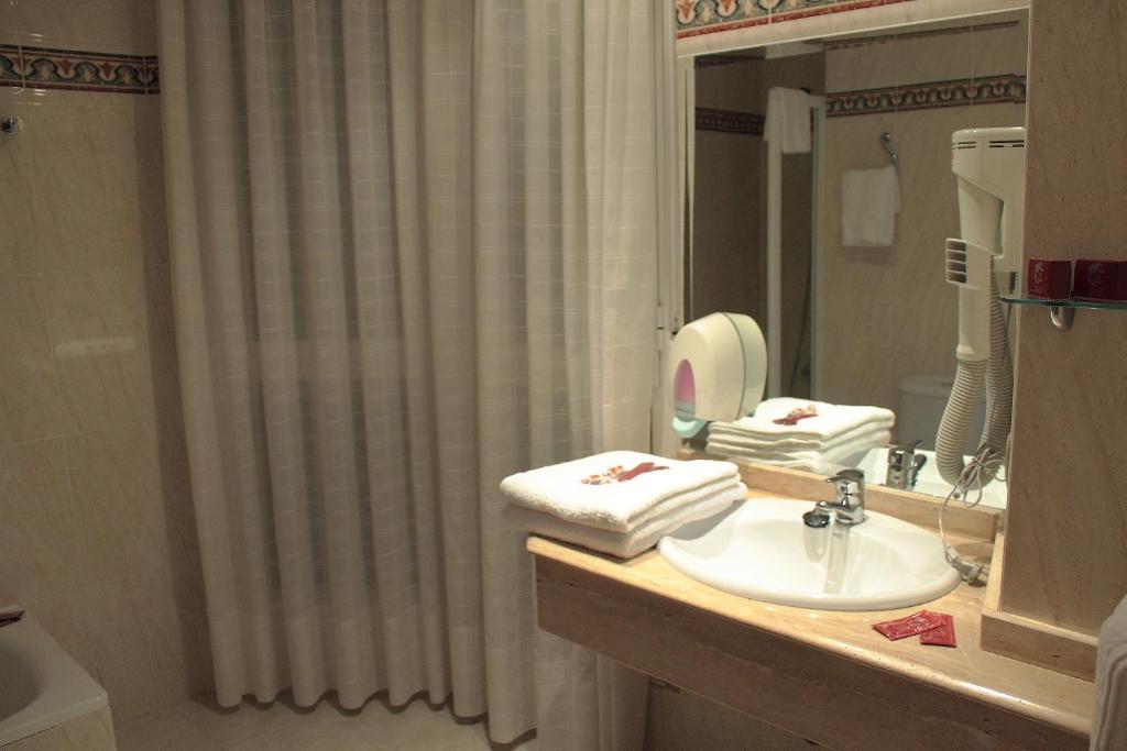 Hostal Castilla เบนาเบนเต ห้อง รูปภาพ