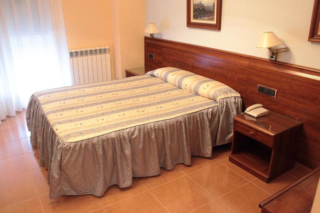 Hostal Castilla เบนาเบนเต ห้อง รูปภาพ